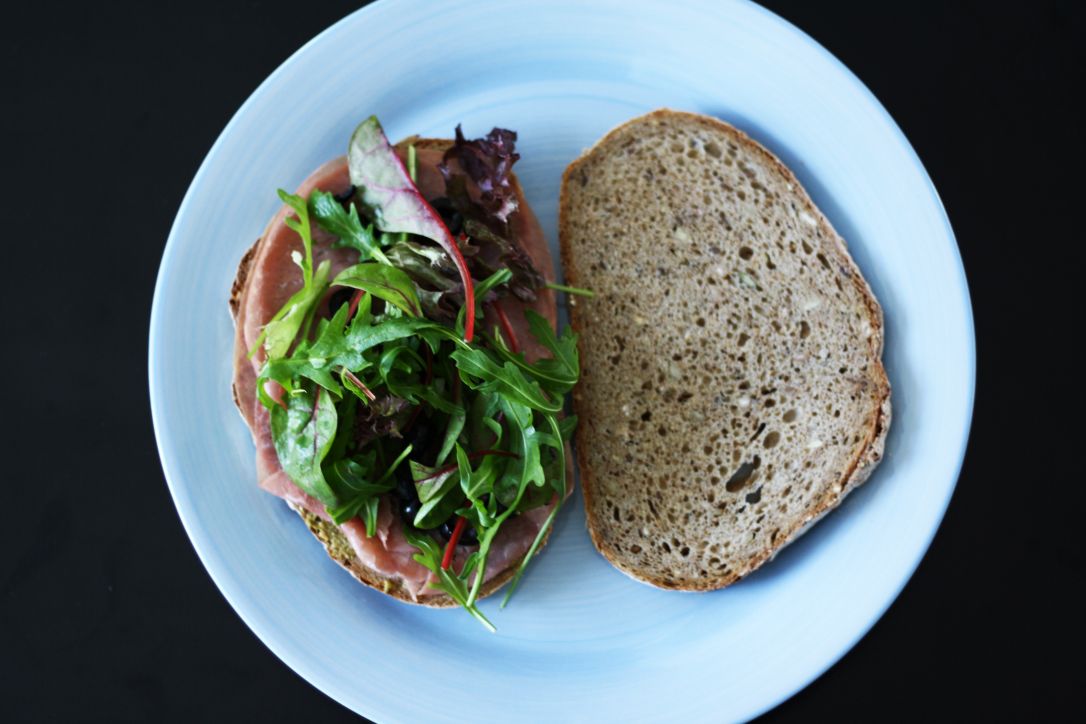 Sandwich rookvlees en pesto Healthiness