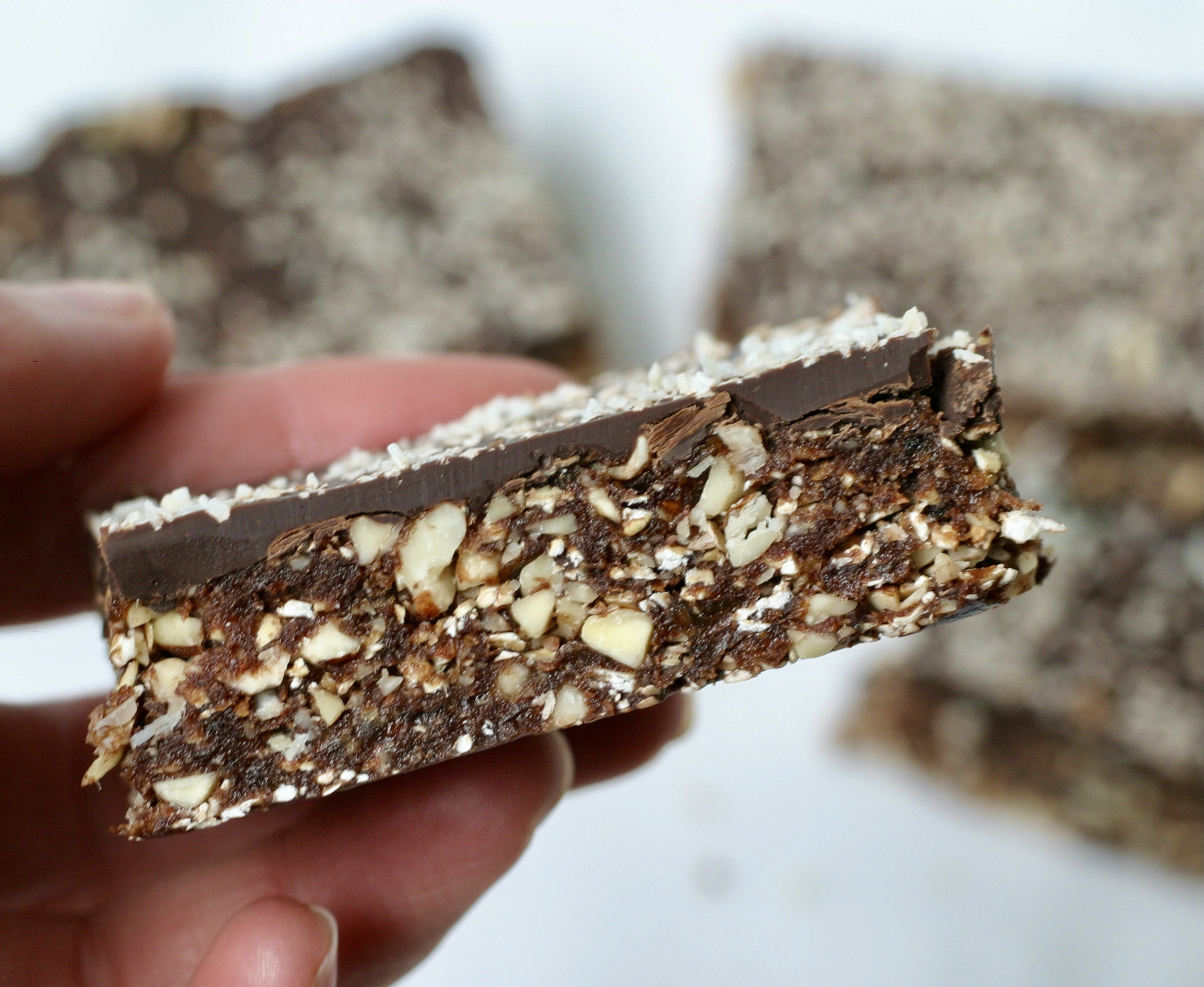 Gezonde chocoladerepen met havermout en dadels